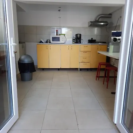 Sami منزل للإقامة كوستِنيست